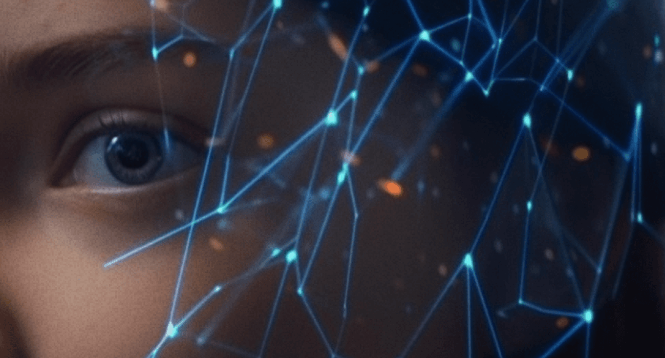 The evolution of advertising: from centralised to decentralised models